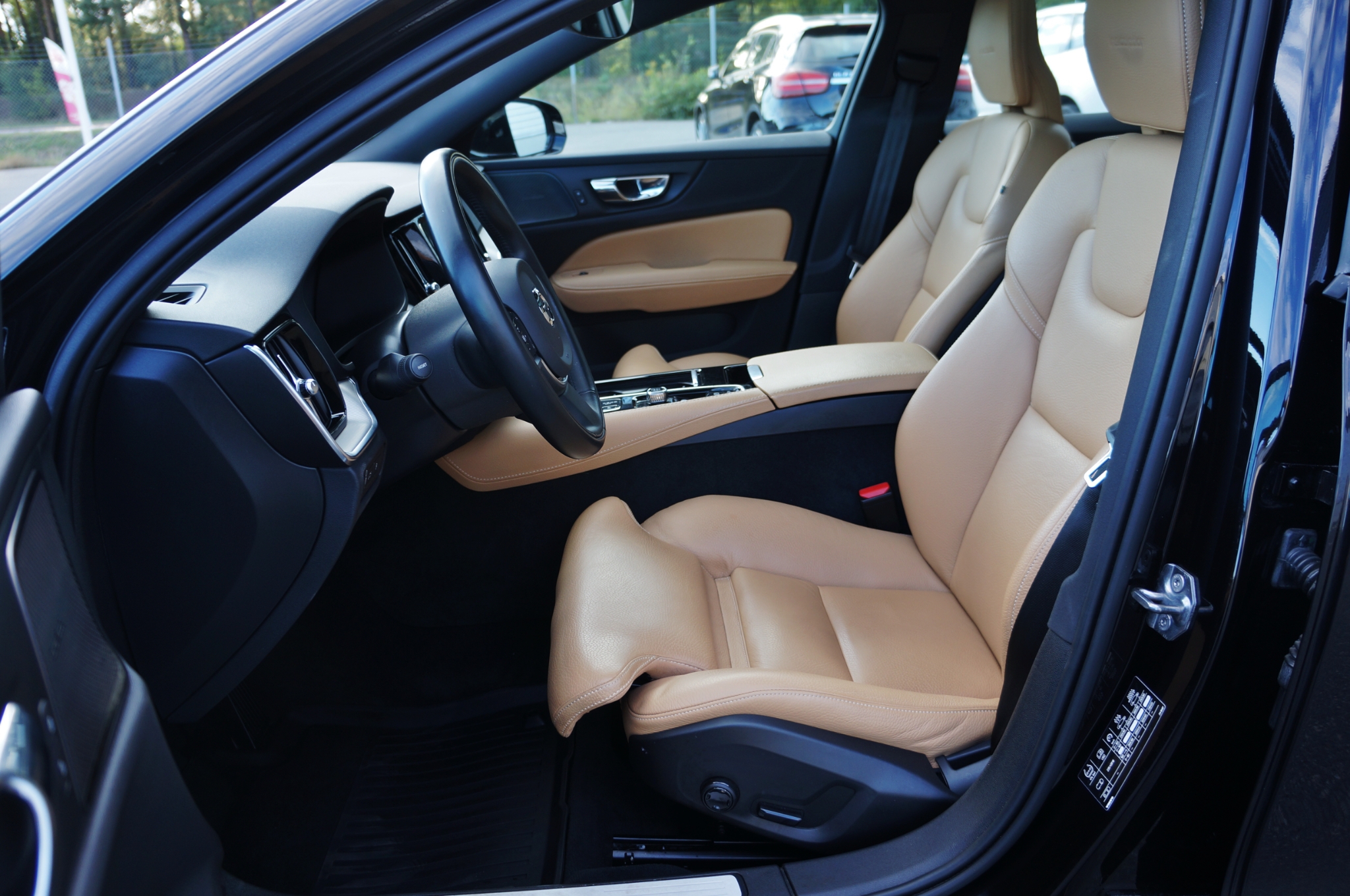 Volvo V60 2019, bild 7/54