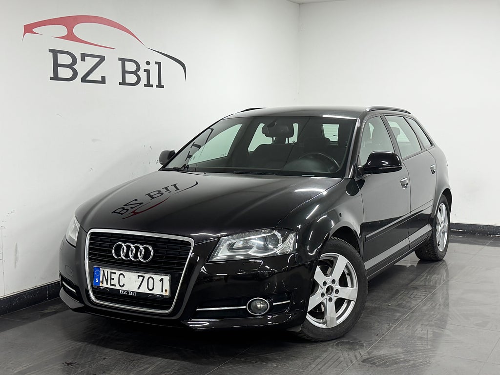 Audi A3 Sportback 1.6 TDI Comfort/ P-Sensor/ Kamrem bytt