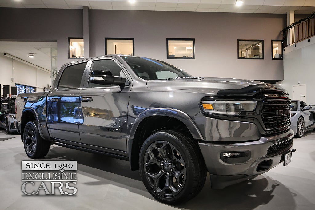 Dodge RAM 1500 Limited Night 5.7L V8 Rambox / Flaklock