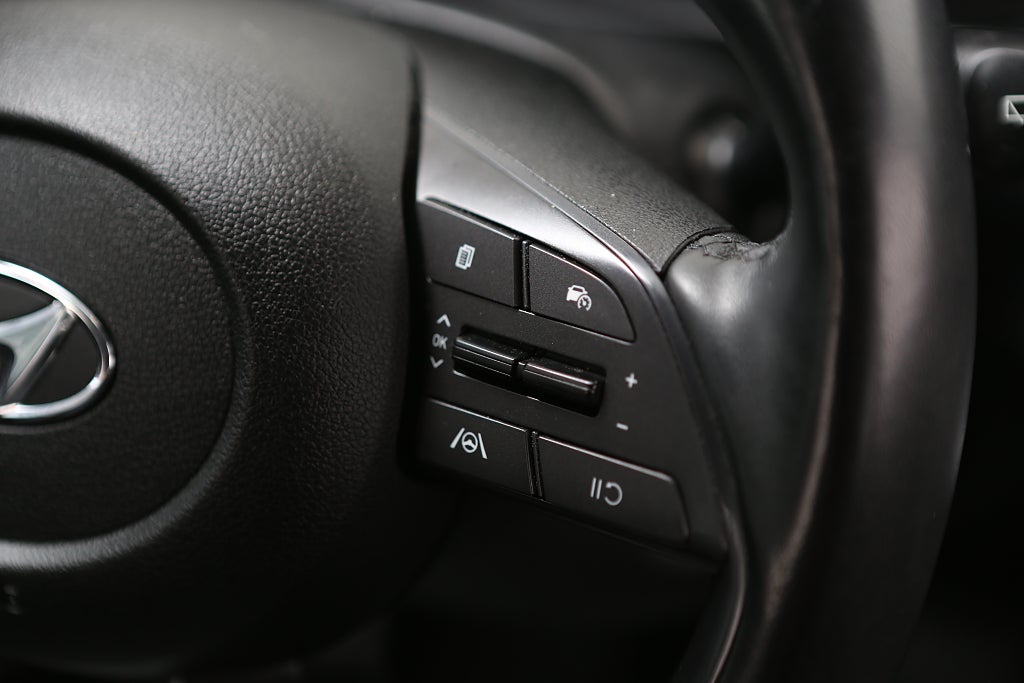 Hyundai i20 1,0 T-GDI 100hk Essential Aut Kamera Motorv