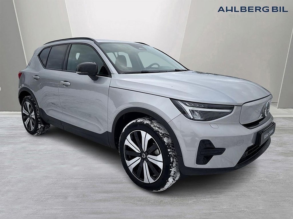 Volvo XC40 Recharge Single Motor Core Edition, Dragkrok Halvautomatisk, Par