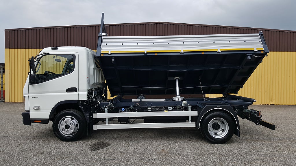 Mitsubishi Fuso 2023 - miniatyr 19