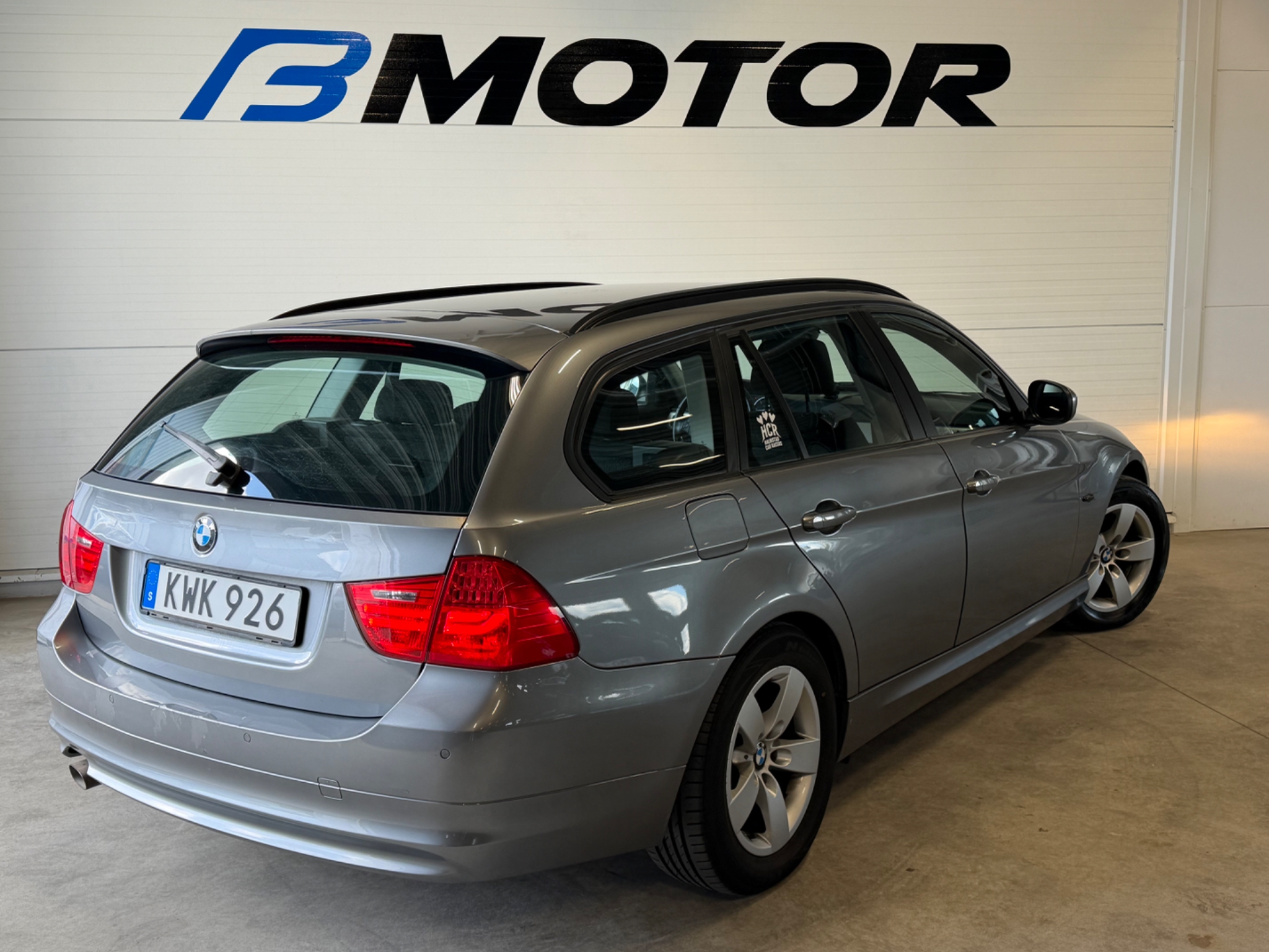 BMW 318 d Touring Comfort Euro 5 2011, bild 4/10