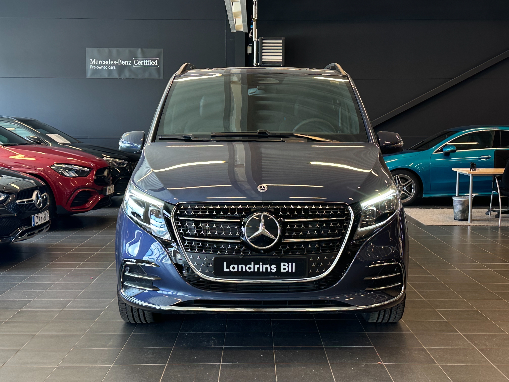 Mercedes-Benz V 2026, bild 2/31