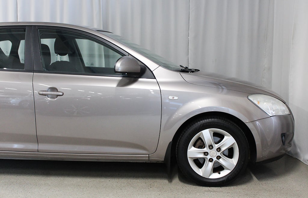 Kia Ceed 1.6 CVVT EX, Drag, P-Sensor, S&V-hjul