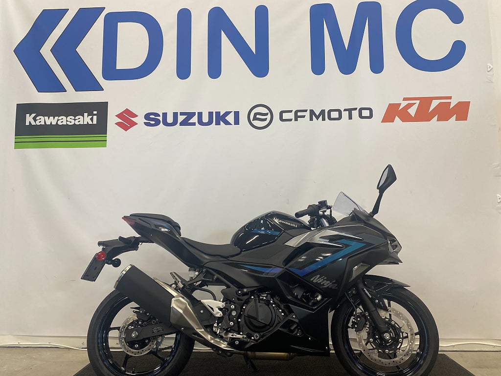 Kawasaki Ninja 500SE "Demo - Endast 9mil"
