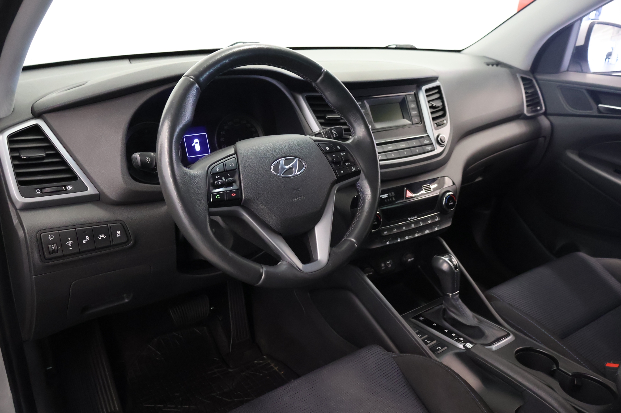Hyundai Tucson 2016, bild 6/44