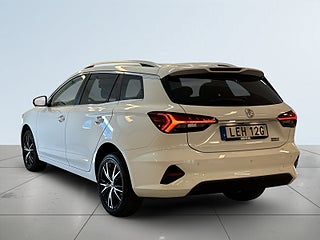 MG 5 Long Range 61.1 kWh Luxury Pvärm Garanti 360° SoV MOMS