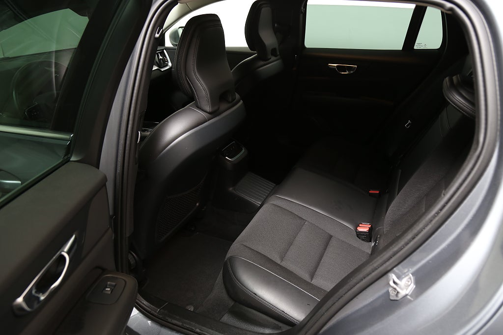 Volvo V60 Recharge T6 340hk Inscription Expression AWD Drag 2021