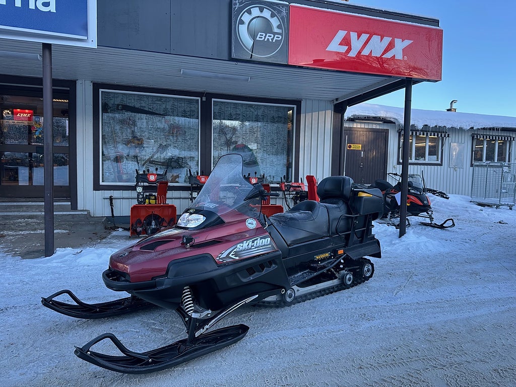 Ski-Doo Expedition V800 -08 