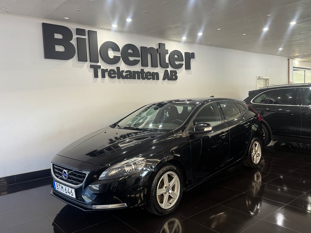 Volvo V40 D2 Your Kinetic Euro 6 KamremBytt 