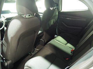 Halvkombi Mazda 3 9 av 20