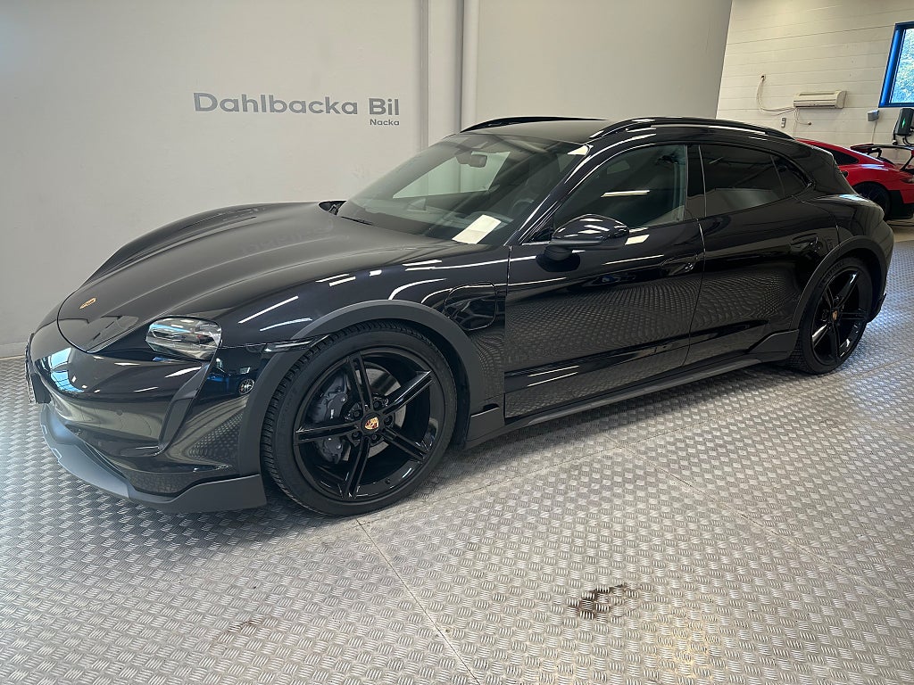 Porsche Taycan 4 Cross Turismo Direct Drive