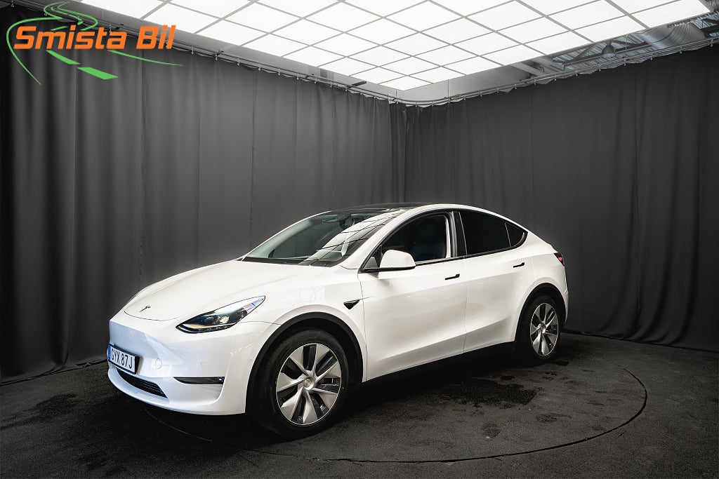 Tesla Model Y Long Range AWD DRAG PANO LÄDER 1-ÄGARE BATTERITESTAD