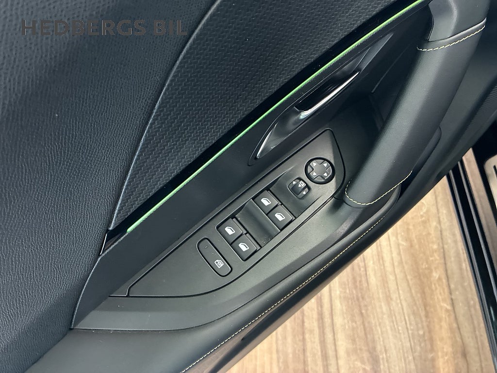 Peugeot 2008 1.2 PureTech 130HK AUTOMAT thumbnail