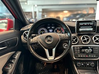 Mercedes-Benz A 220 CDI 4MATIC Kamera/Värmare/SoV/Pano/Psens