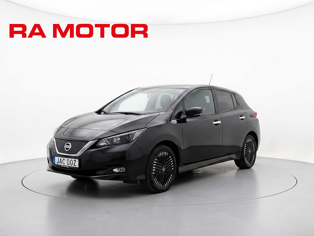 Nissan Leaf Tekna | 40kWh | 360° | Bose | Värmepump | Navi | Moms 2023