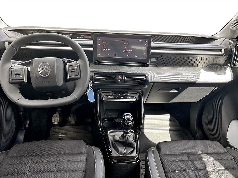 Bild på Citroën C3 Aircross Plus 1.2 PT 100hk B-KAMERA CARPLAY