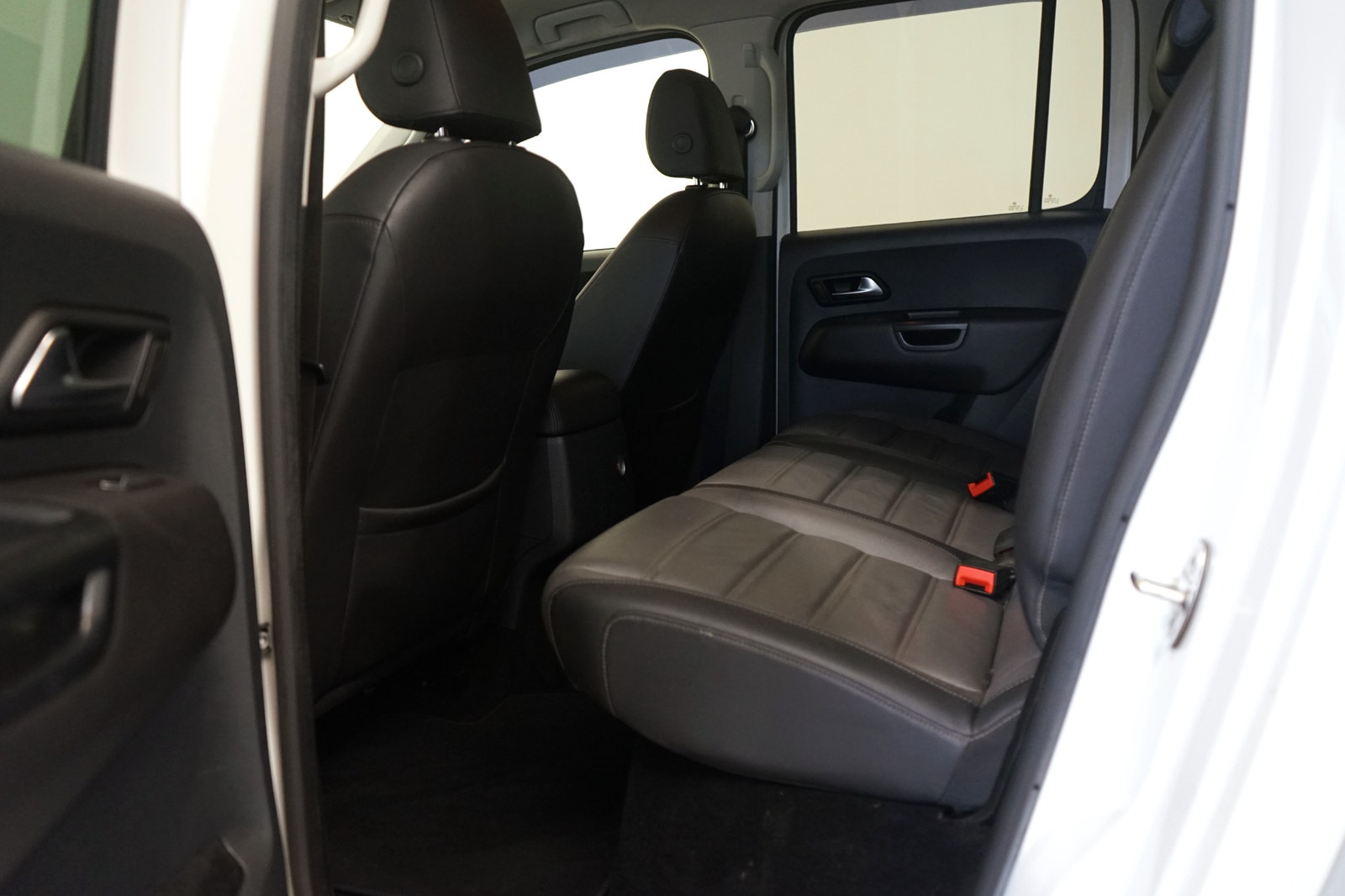 Volkswagen Amarok 3.0 V6 TDI 4M Highline B-kamera Kåpa Värmare 224hk 2018 - miniatyr 15
