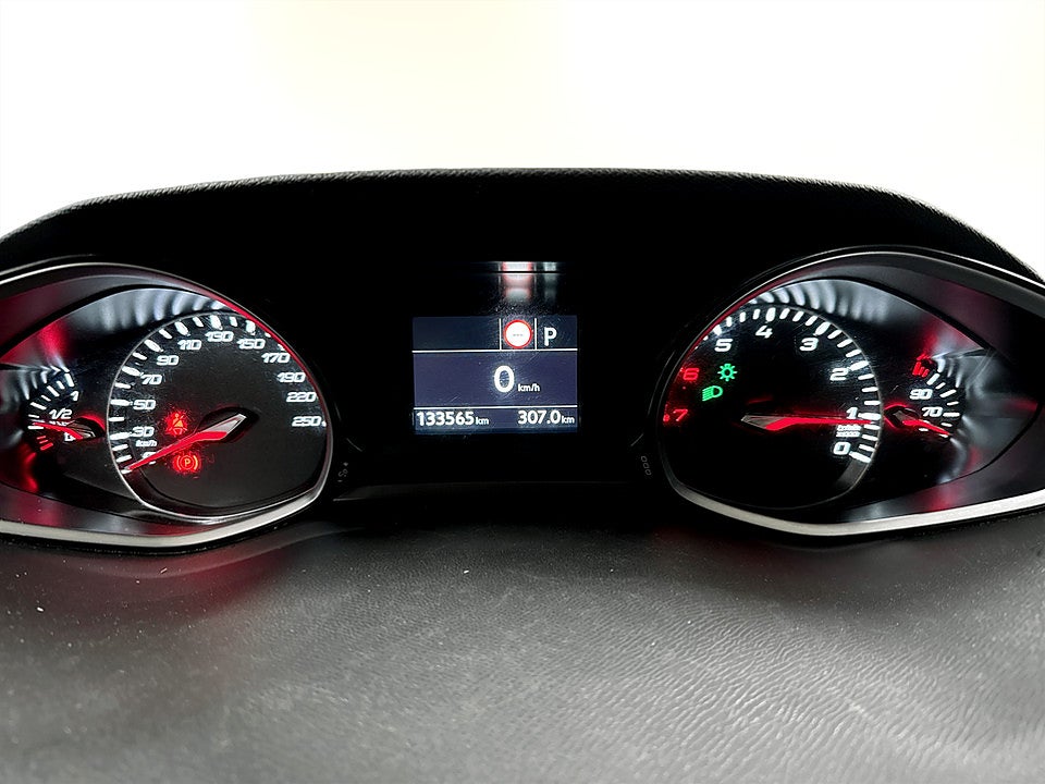 Bild på Peugeot 308 SW Allure 1.2 PT 130hk Aut KAMPANJRÄNTA 3,99%