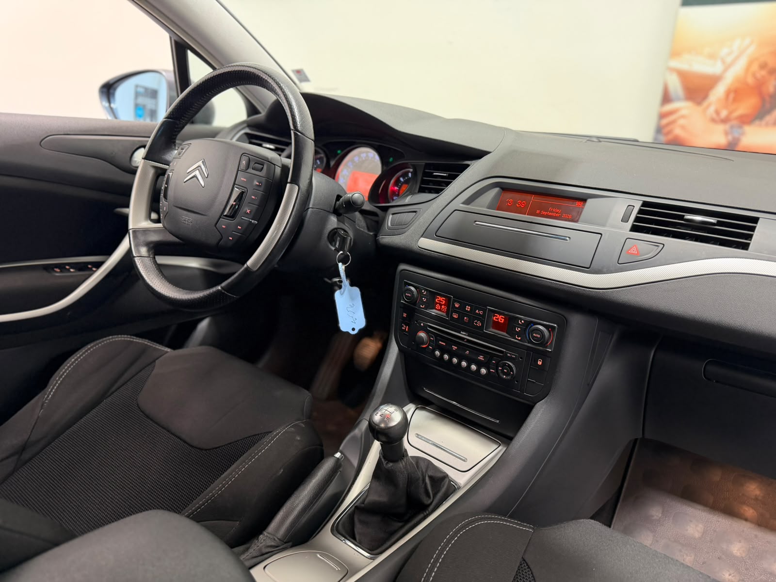 Citroen C5 Sedan 2.0 Bioflex 2009, bild 2/10