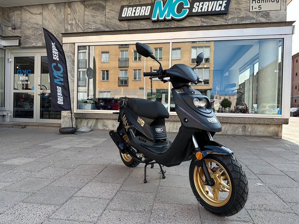 Motocr BIG MAX SP Svart/guld 327kr/mån