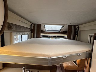 Husbil-halvintegrerad Roller Team Noble ART T7000 Elegance 16 av 20