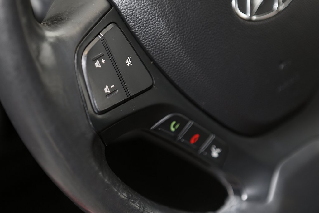 Hyundai i10 1,2 87hk Premium Automat 5D P-sensor Bluetooh 2015