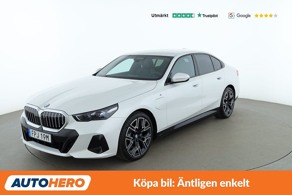 BMW 530e xDrive M Sport / B&W, HUD, 360, CarPlay