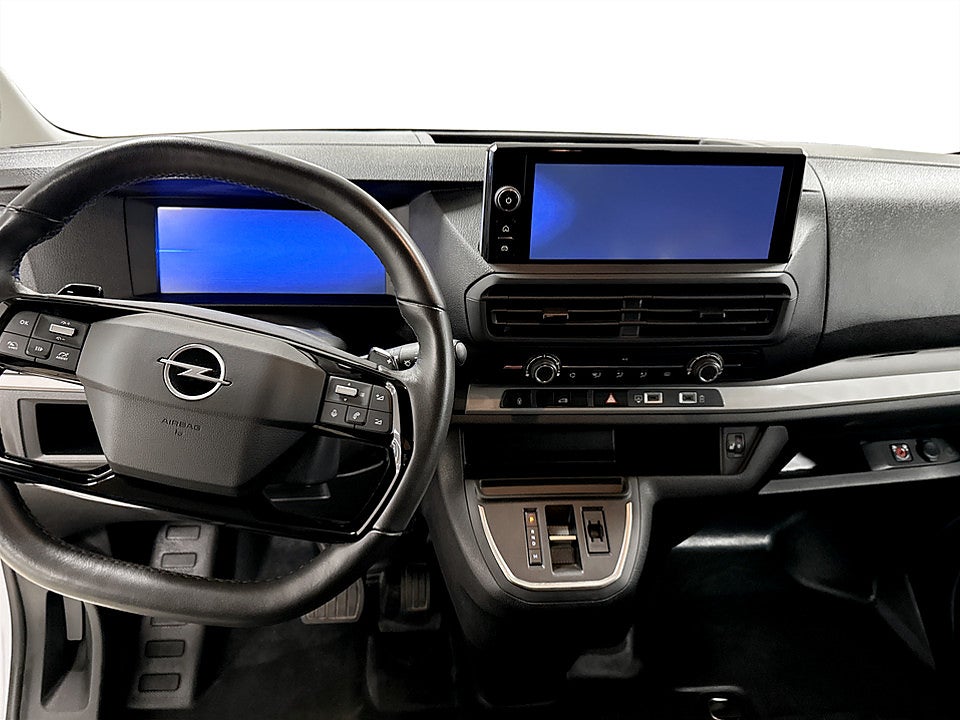 Bild på Opel Vivaro Van Long 2.0 BlueHDi 180hk Aut L3 B-KAMERA WEBASTO