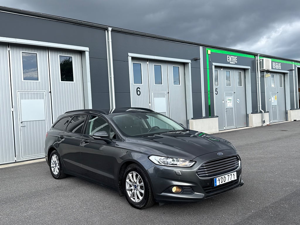 Ford Mondeo 1.5 EcoBoost //1Brukare//Backkamera /Navi//NyServad