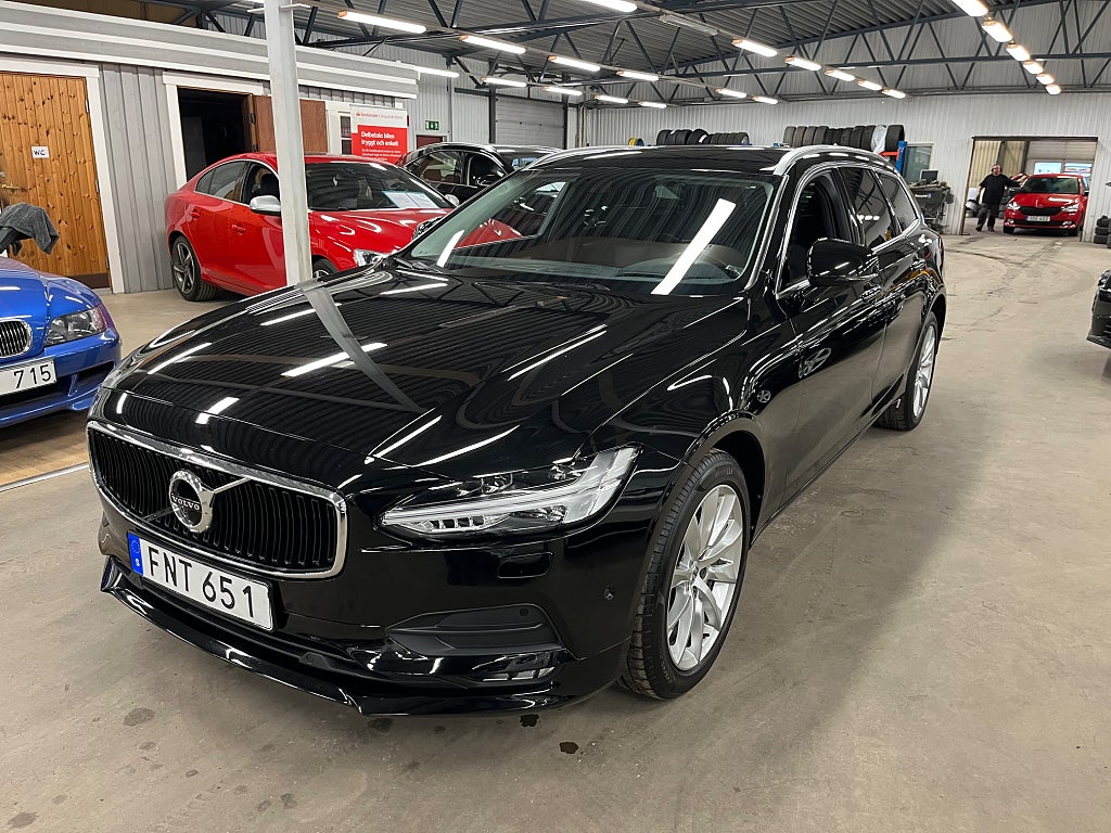 Volvo V90 D3 Momentum Euro 6