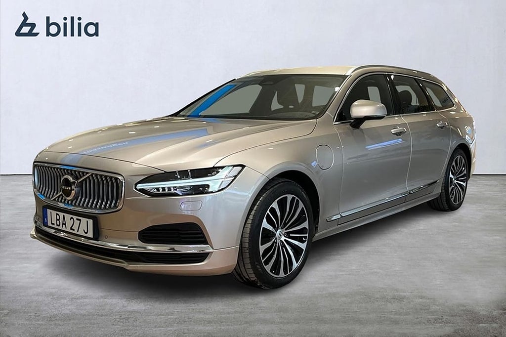 Volvo V90 Recharge T6 AWD PHEV Core Edition Drag 350HK