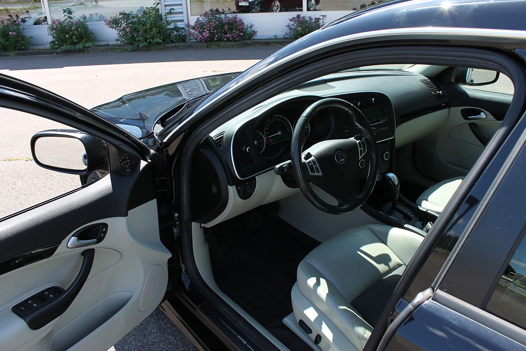 SAAB 9-3 SPORTCOMBI 1.8T ETHANOL 150 ch VECTOR BVA 4X2 - ATTELAGE - CUIR - 229000 km