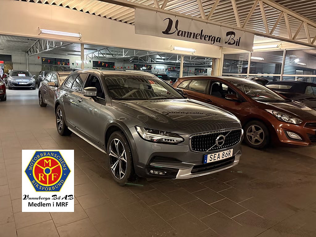Volvo V90 Cross Country D5 AWD Geartronic Momentum Euro 6