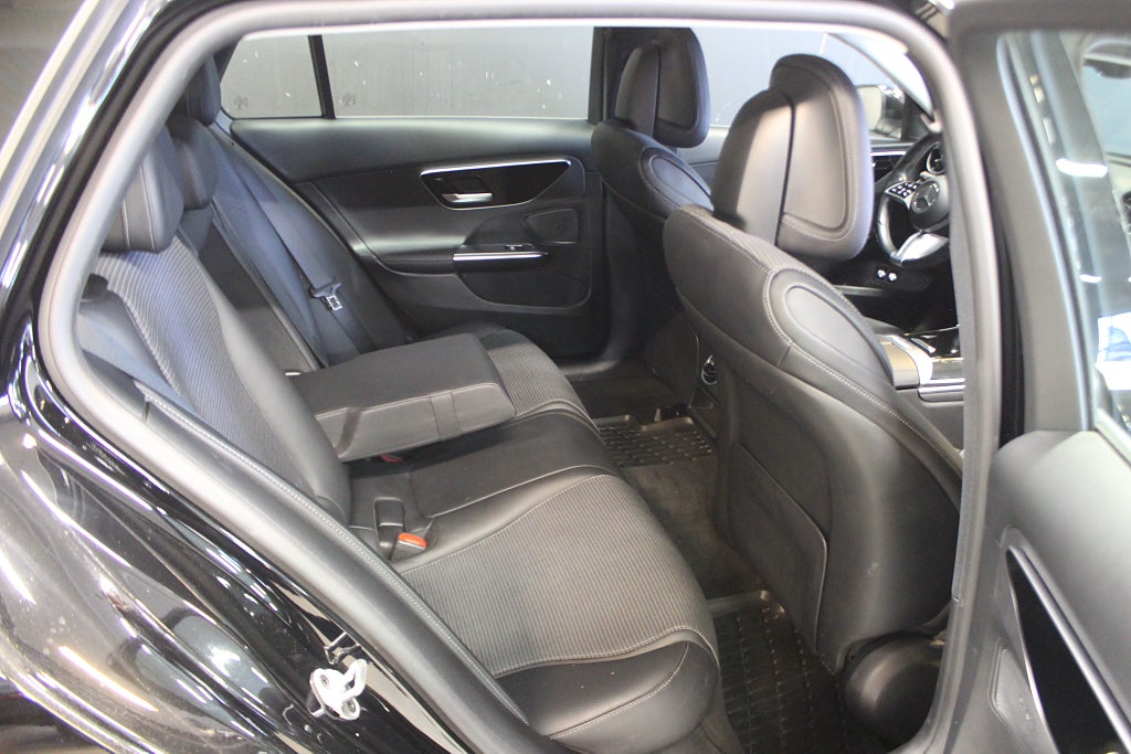 Mercedes-Benz C 2022 - miniatyr 11