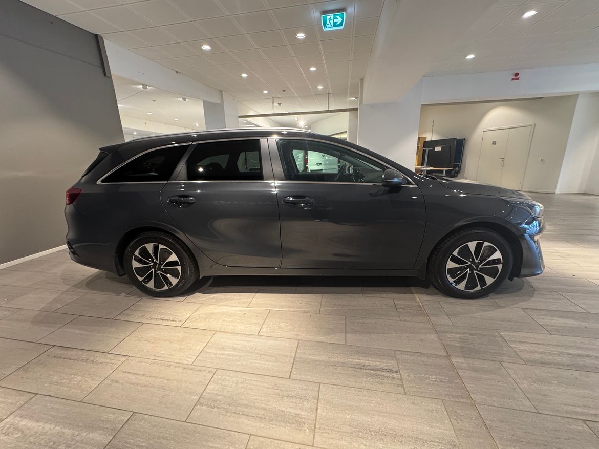 Kia Ceed 141hk 2023, bild 6/10