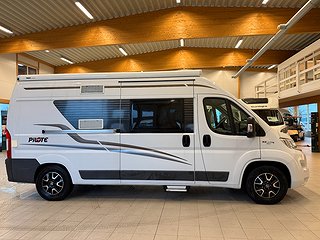 Husbil-halvintegrerad Pilote V600G 190HK 1 av 19