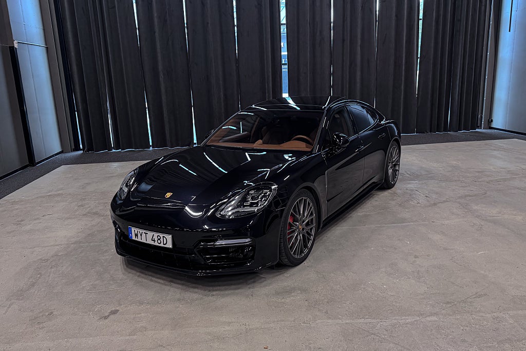 Porsche Panamera 4 E-Hybrid Platinum Edition|SE SPEC