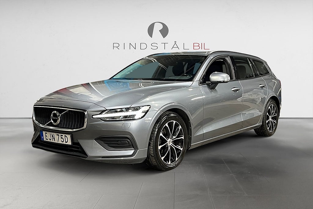 Volvo V60 D3 150 HK AUT MOMENTUM DRAG D-VÄRM NAVI KAMREM BYTT 17"