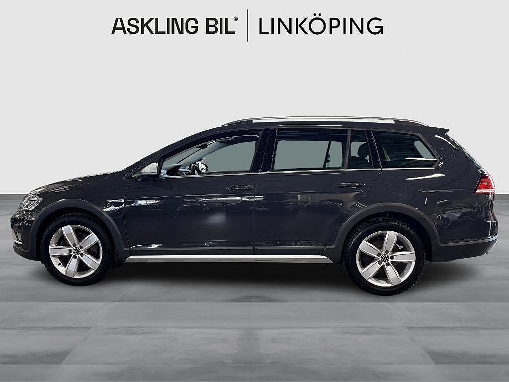 Volkswagen Golf Alltrack 2020 - miniatyr 3