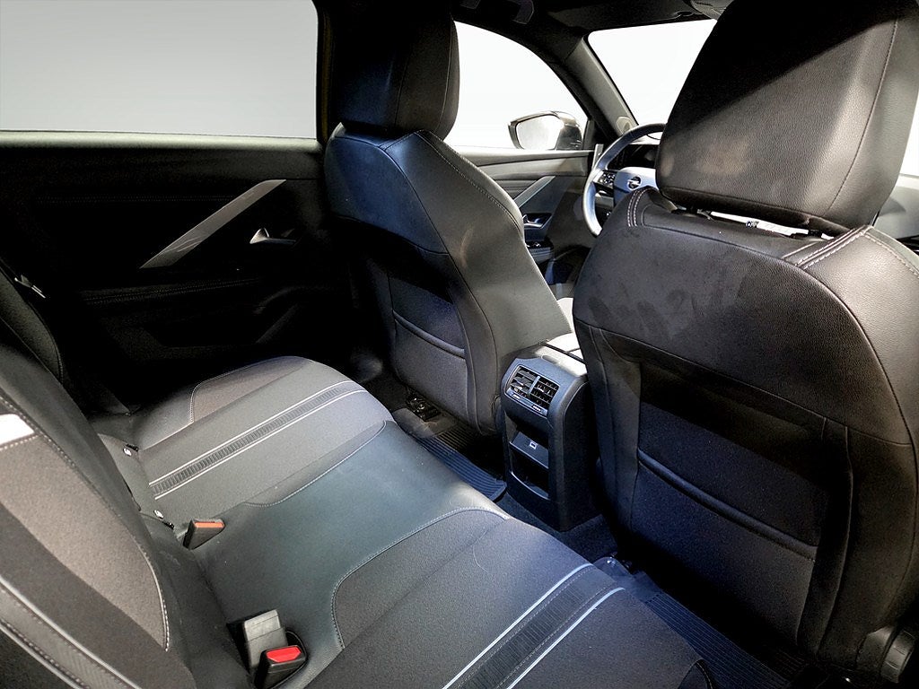 Bild på Opel Astra 5D GS 1.2 PT 130hk Aut KAMPANJRÄNTA 3,99%