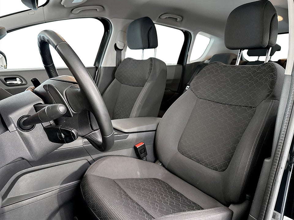 Bild på Peugeot 3008 Active 1.6 e-HDi 114hk Aut FARTHÅLLARE EN ÄGARE