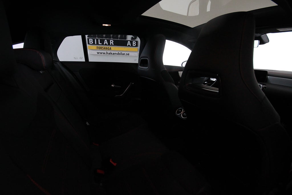 Mercedes-Benz CLA 2023 - miniatyr 4