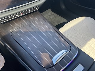 Sedan Mercedes-Benz E 12 av 12