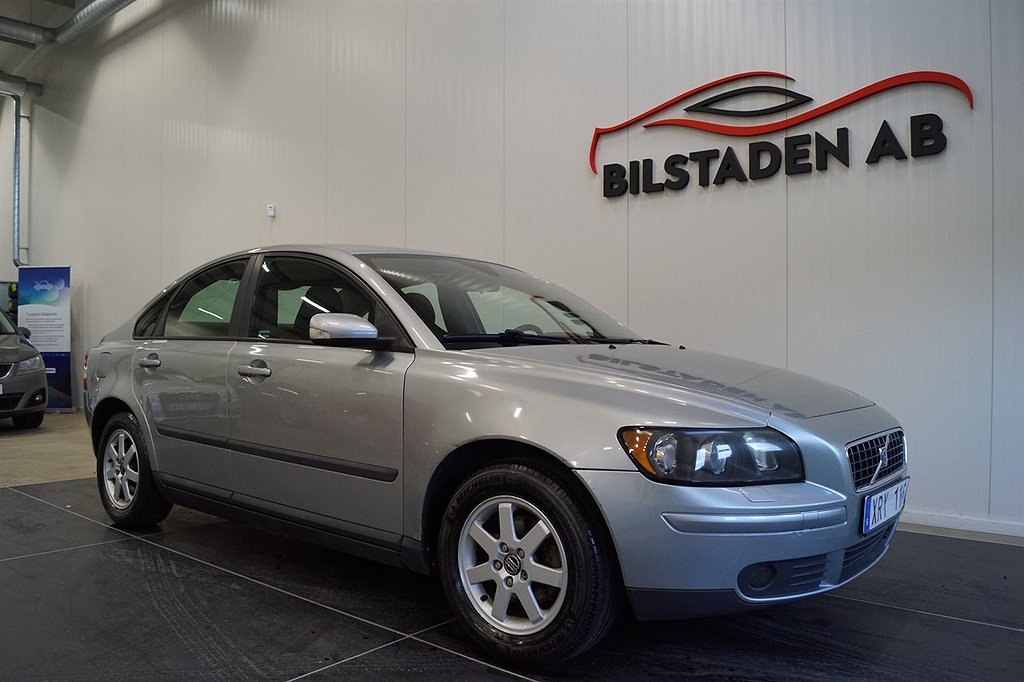 Volvo S40 1.8 Flexifuel 125hk Kinetic  NY Besiktigad Ny Servad