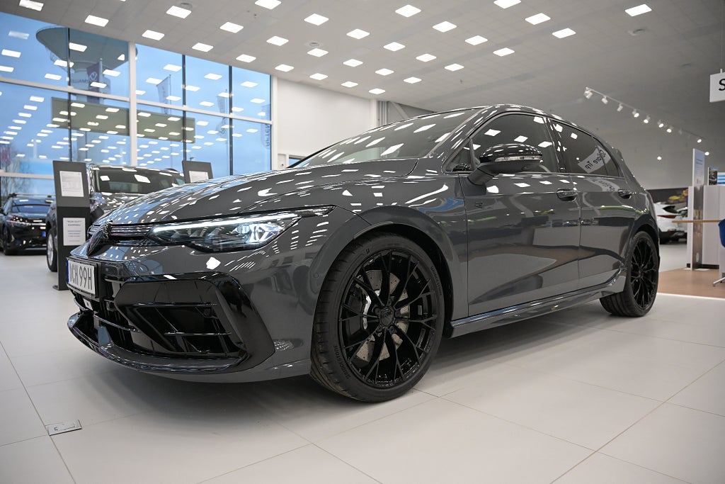 Volkswagen Golf R 333 hk *PRIVATLEASINGKAMPANJ fr. 3 950 kr/mån!*