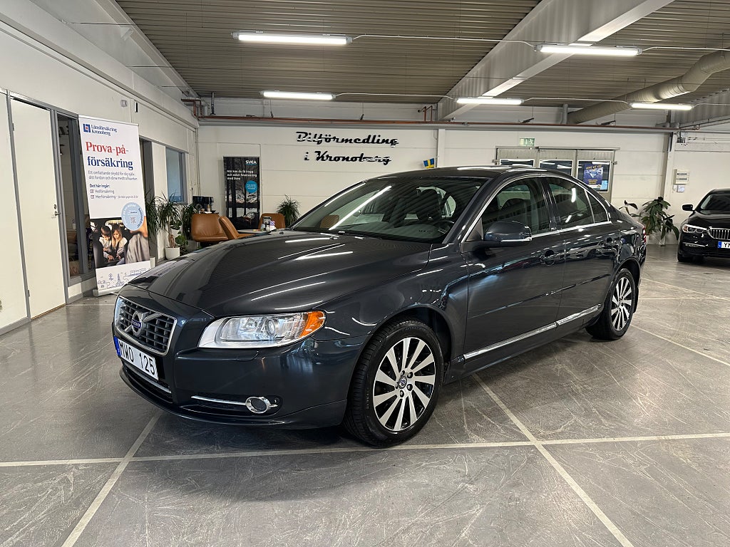 Volvo S80 D5 Summum 215hk Taklucka Dragkrok Värmare Navi