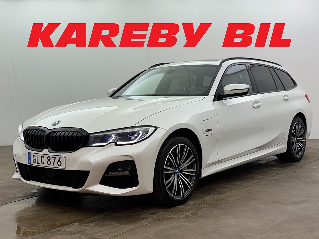BMW 330e xDrive T M Sport 292hk 360kamera Pano Drag Navi Skinn