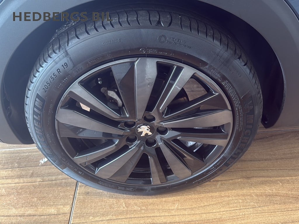 Peugeot 3008 GT 1,2 PT 130HK AUT thumbnail